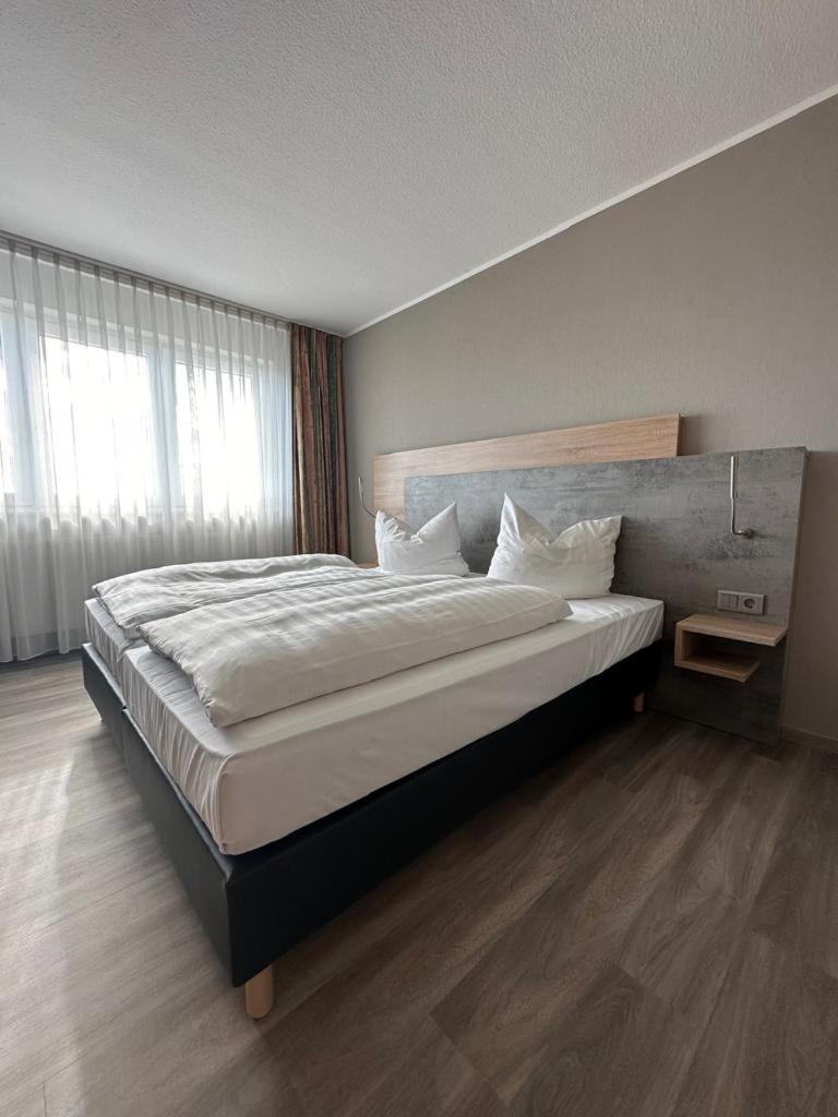 Rheinhessen Inn Gmbh Woerrstadt Экстерьер фото